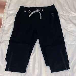 Black Small Figs Scrub Pants